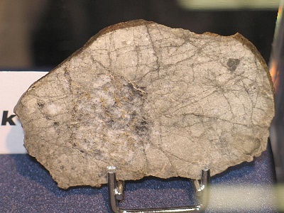 The new lunar meteorite NWA 4881