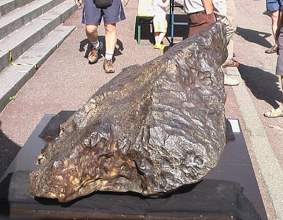 The 2.7 ton Main Mass of the Seymchan pallasite